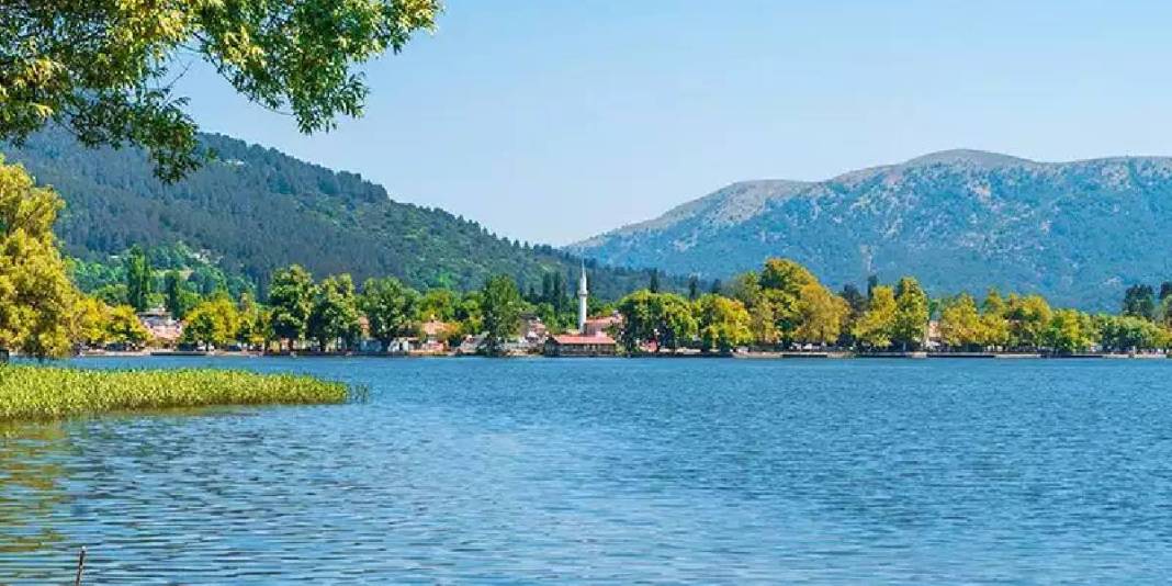 7000 yıldır kendini koruyan doğa harikası! Küçük kaçamak yapmak isteyenlerin favorisi: Giden hayran kalıyor 3